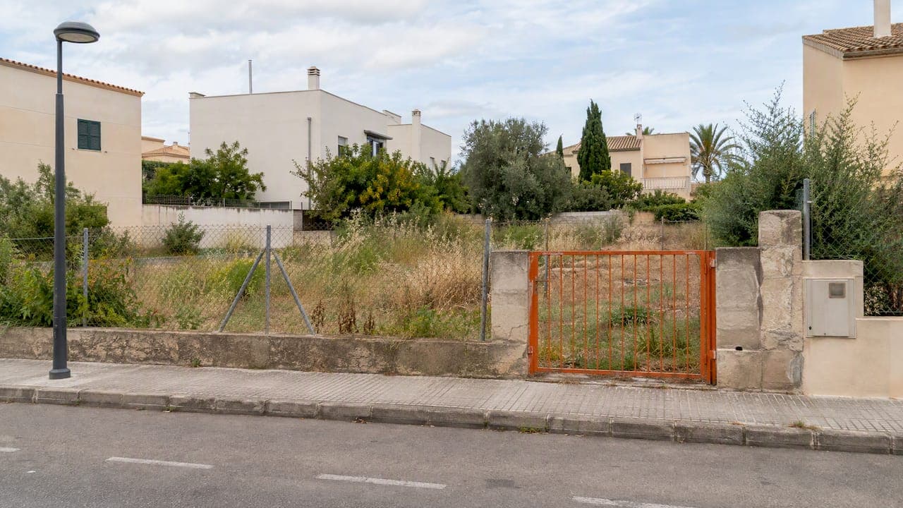 Suelo urbano auf Mallorca: Regeln, Baurecht und Prüfschritte
